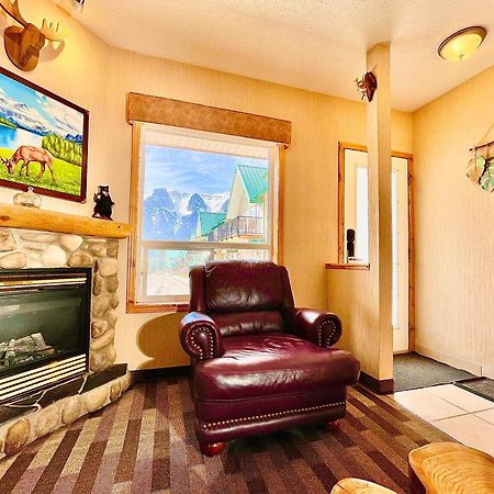 Mountainview -Privatechalet Sleep7- 5Min To Dt Vacation Home كانمور المظهر الخارجي الصورة