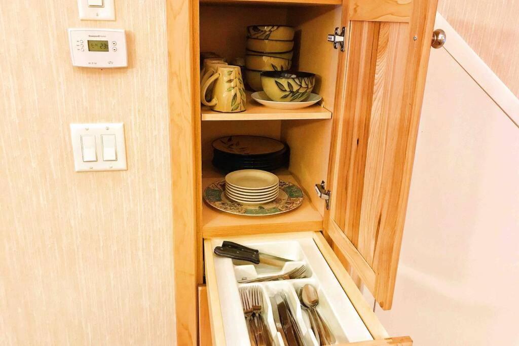 Mountainview -Privatechalet Sleep7- 5Min To Dt Vacation Home كانمور المظهر الخارجي الصورة