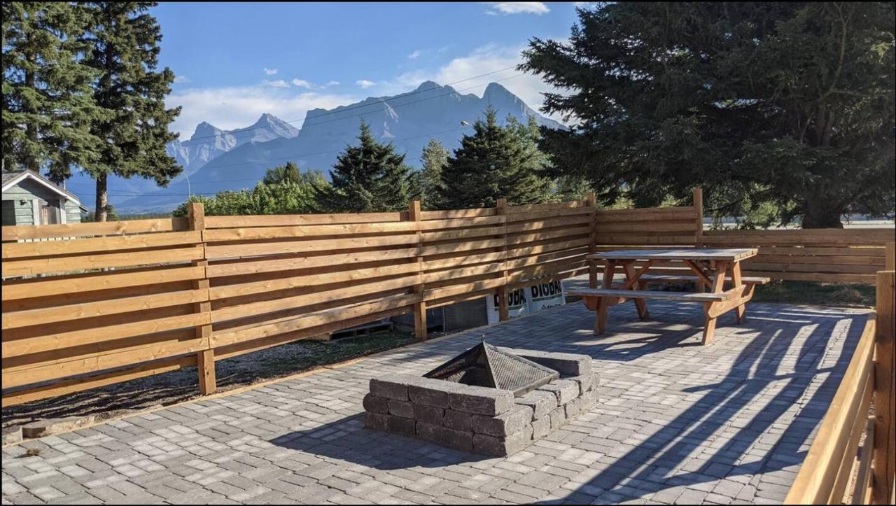 Mountainview -Privatechalet Sleep7- 5Min To Dt Vacation Home كانمور المظهر الخارجي الصورة