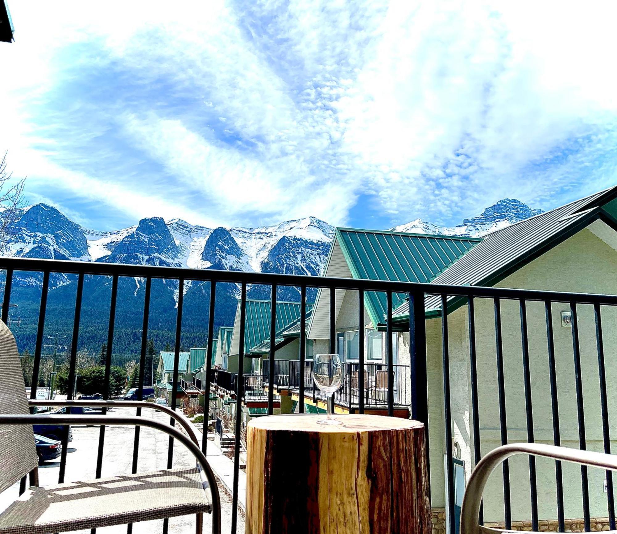 Mountainview -Privatechalet Sleep7- 5Min To Dt Vacation Home كانمور المظهر الخارجي الصورة